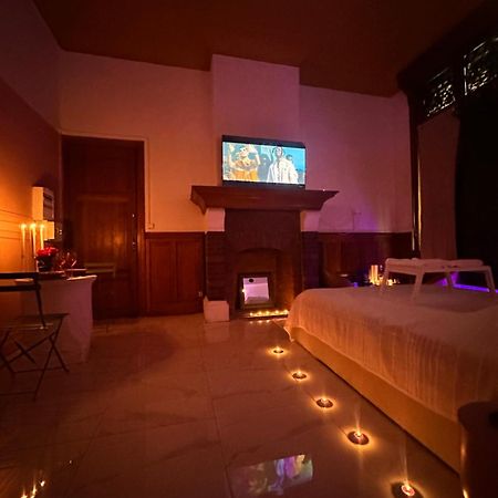 Pink Room トゥールコワン エクステリア 写真